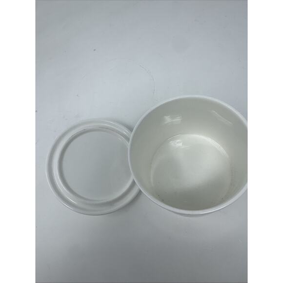 FORGET ME NOT Wedgwood Covered Sugar 3.5" tall made in England - Picture 4 of 4